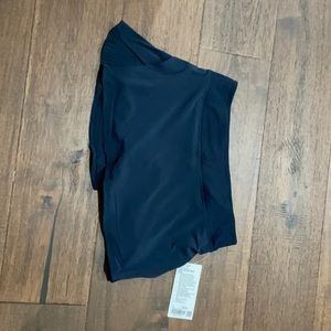 play off the pleats Lululemob skirt